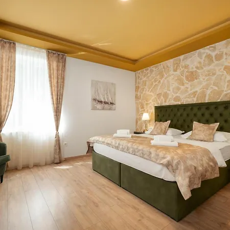 Luxury Floramye (adults Only) Penzion 4*
