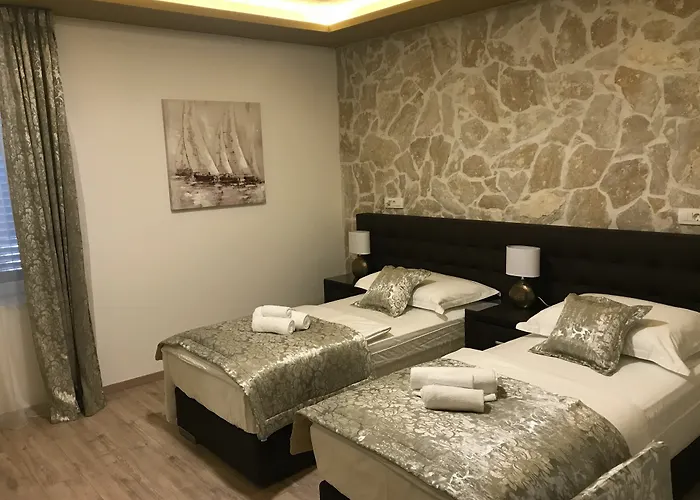 Pensión Luxury Floramye (adults Only) Split