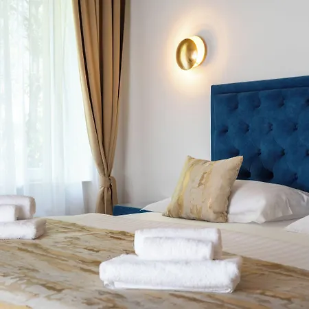 Гостьовий будинок Luxury Floramye (adults Only)