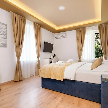 Luxury Floramye (adults Only)