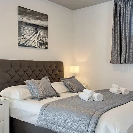 Luxury Floramye 4* Split