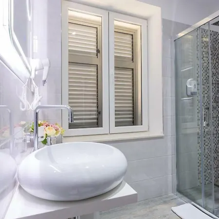 Guest house Luxury Floramye