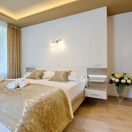 Luxury Floramye Guest house