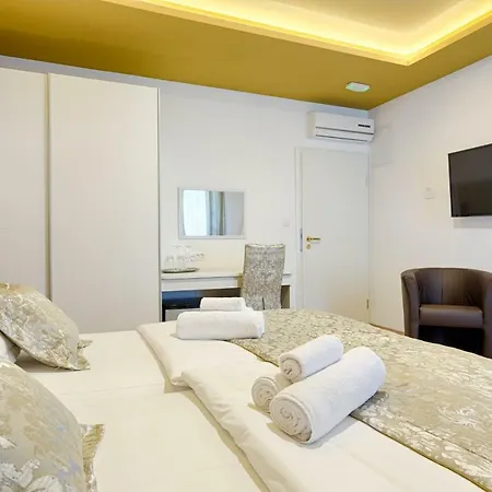 Luxury Floramye